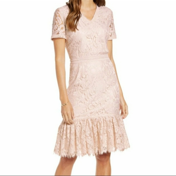 Rachel Parcell Dresses & Skirts - Rachel Parcell blush lace sheath dress ruffle hem